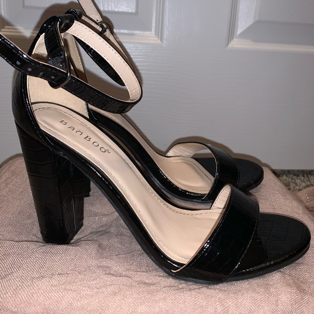 Snake print Heels, not real
